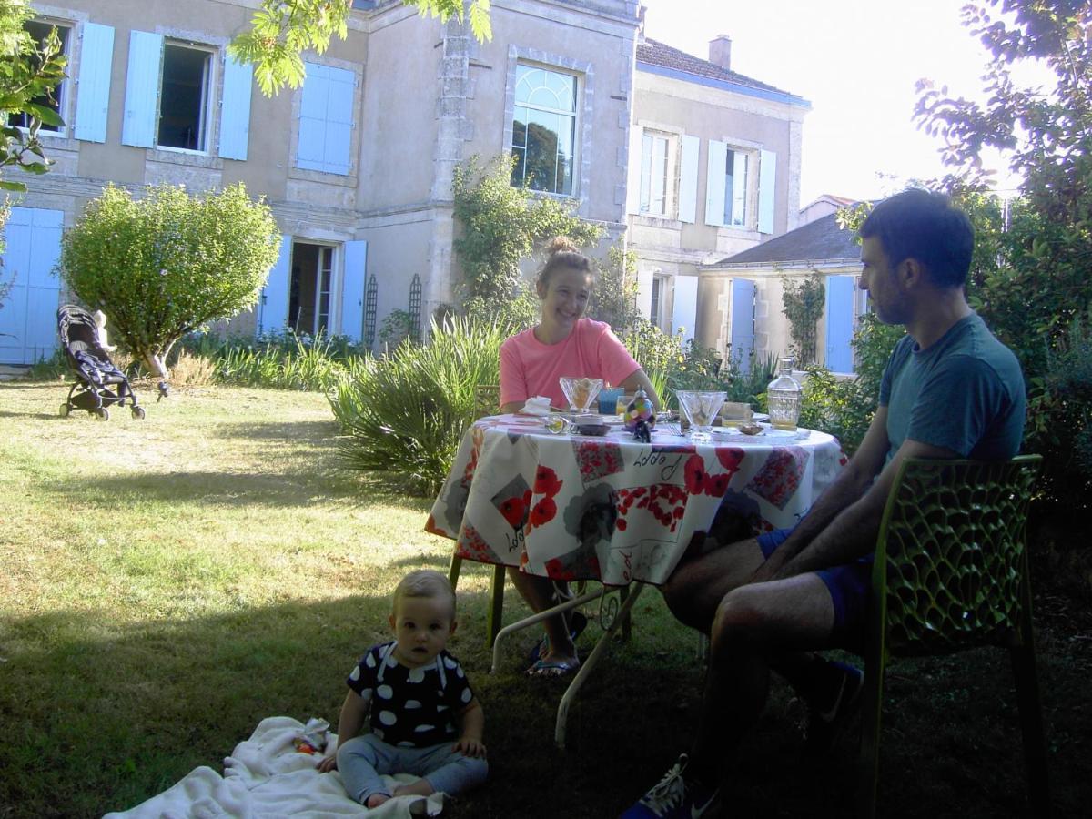 L'isle De Bourbon Bed & Breakfast Le Gue-de-Velluire